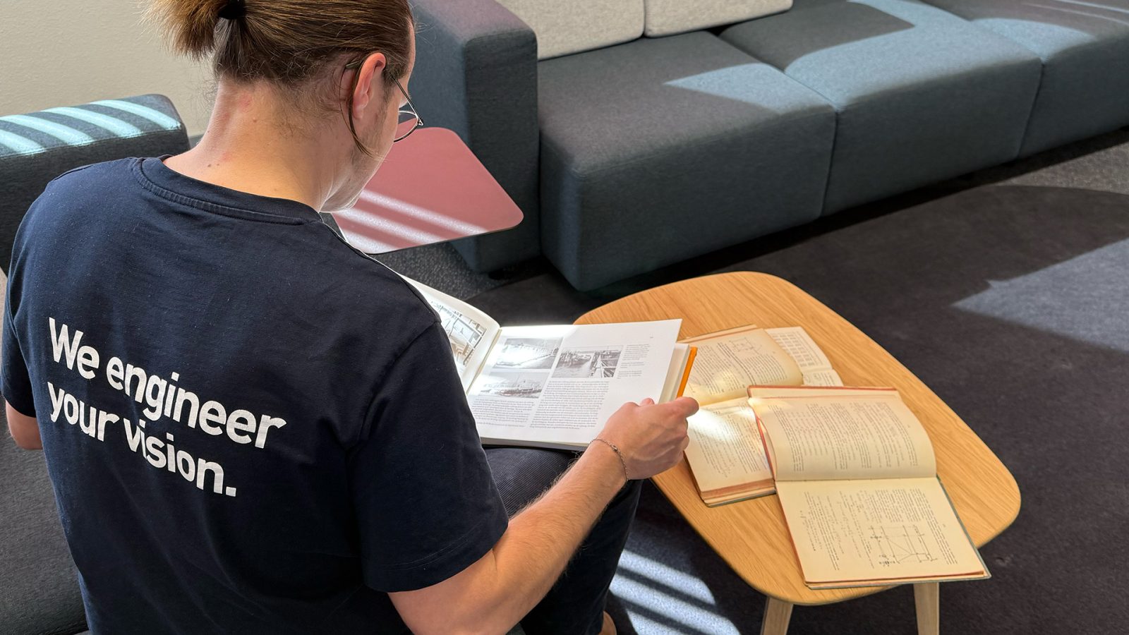 A selection of books from David's collection, such as Bridges in the Netherlands 1800–1940.