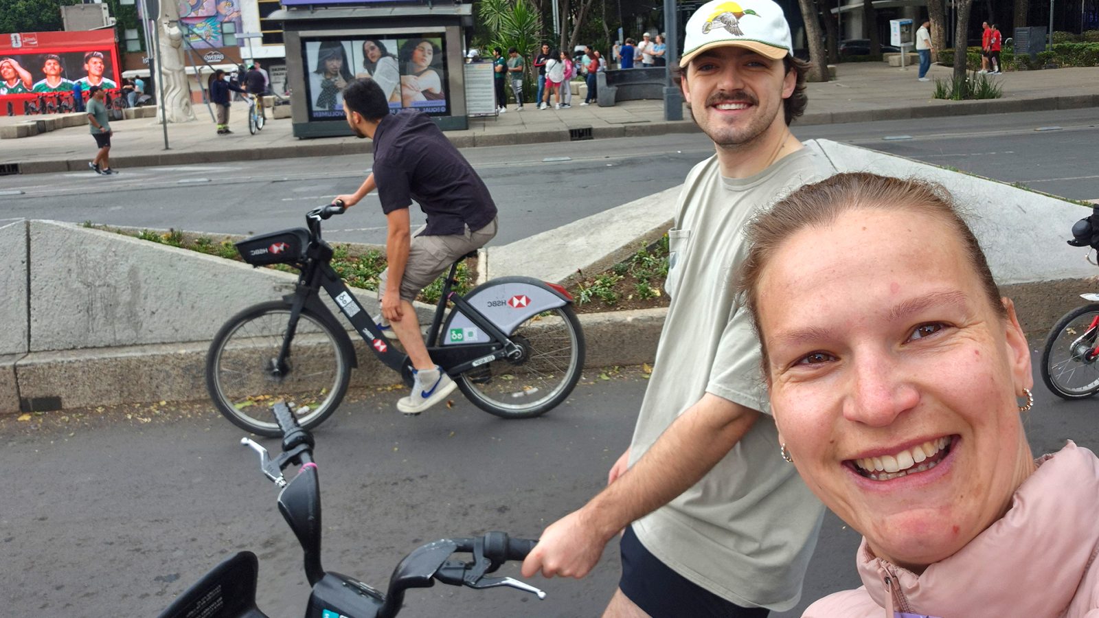 Cycling through Mexico City with colleagues, the best way to truly discover the local surroundings and the city.