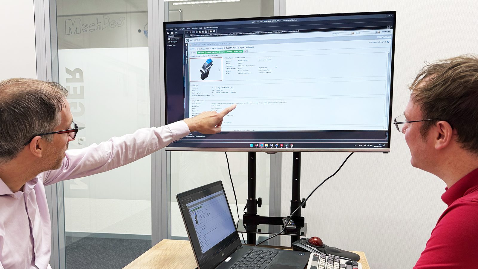 Gerard and Gideon align the development of new functionality in the MechDes ToolBar, connected to our WindChill environment.