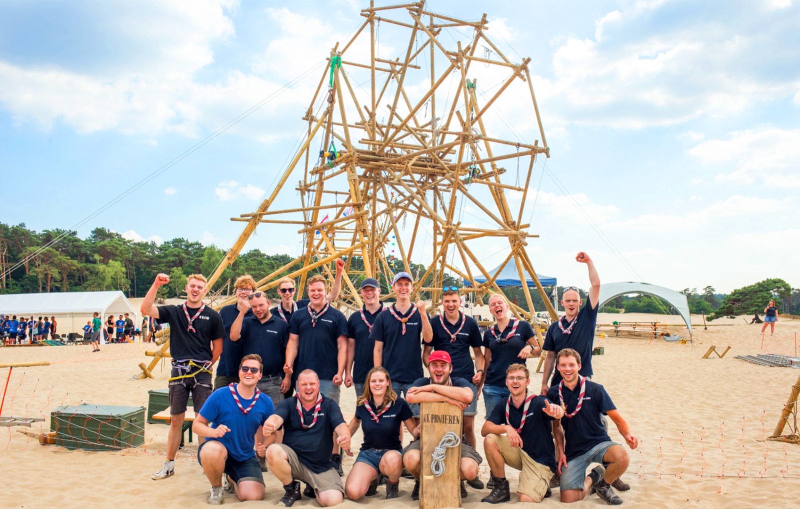 Jesse and his pioneering team with their award-winning design of a working 12-meter Ferris wheel.