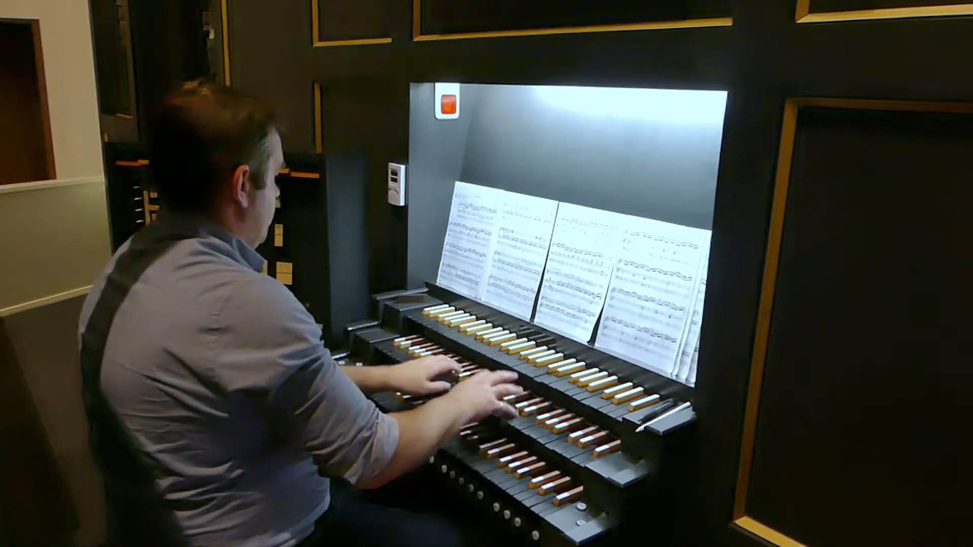 Jaap plays Toccata from Sonata No. 1 by Becker on 'his' organ in the Bethelkerk.